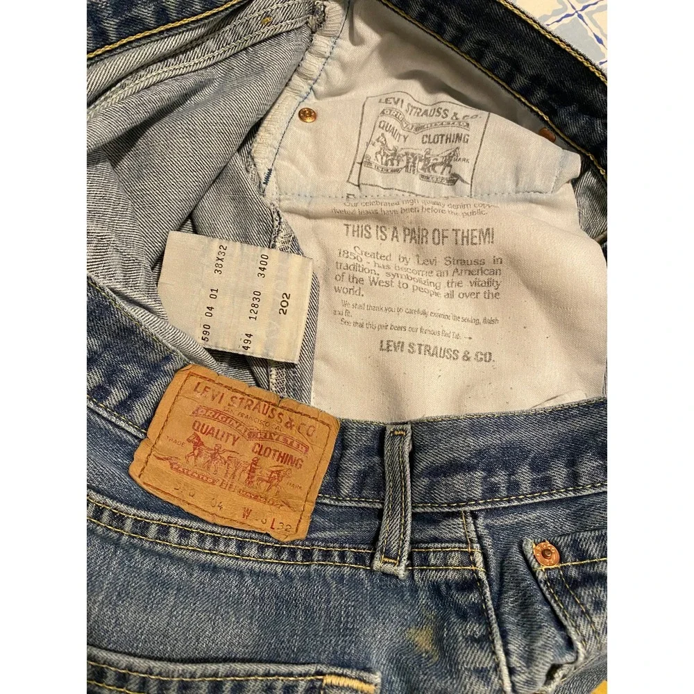 Vintage Y2K Levis 501 Mens Jeans 38x32 (36x30) Medium Wash Straight Button Fly